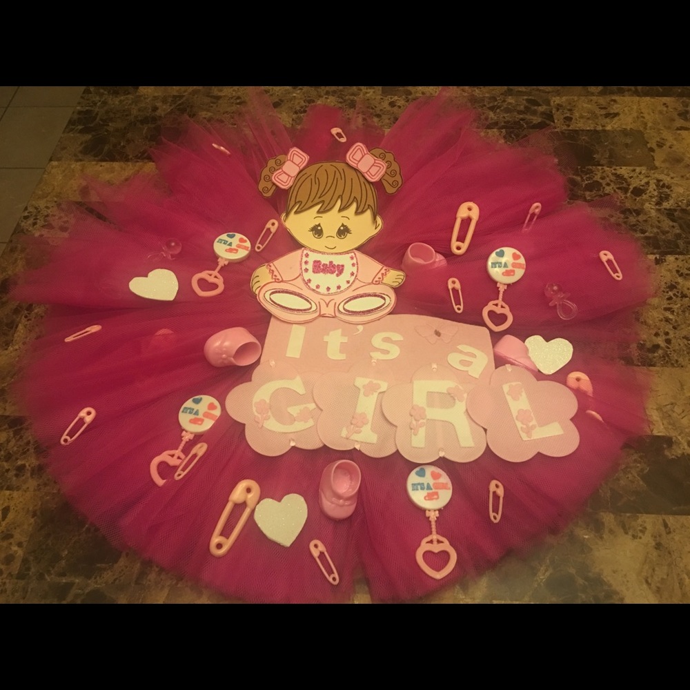 Tulle Hot Pink Door Hanger it’s a girl!